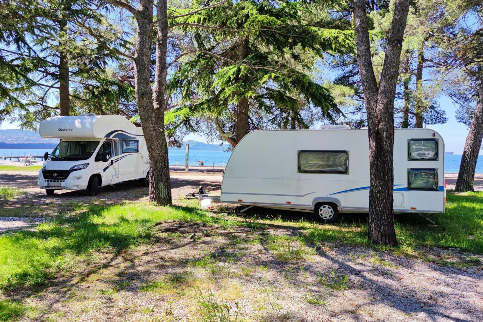 Camping Adria Ankaran - Pitches Eksteriør billede