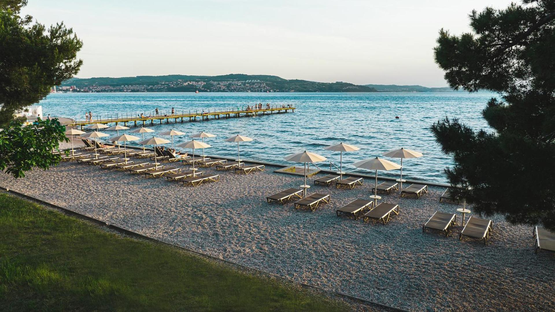 Camping Adria Ankaran - Pitches Eksteriør billede